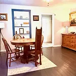 Charming Vintage Home Built In 1904 #N9